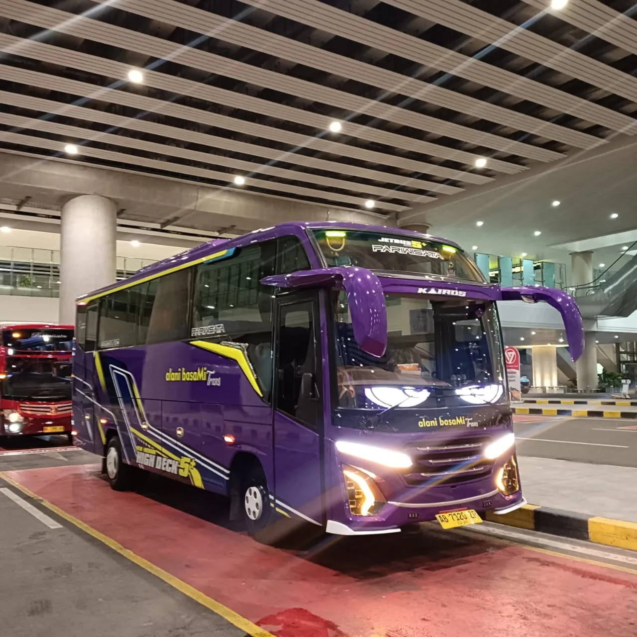 Kenapa Sewa Bus Pariwisata Lebih Hemat untuk Rombongan?